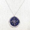 Bijou en crochet. Collier bleu marine réalisé en crochet. Brodé avec des perles de rocaille et cristaux de verre. Fait à la main et made in France.